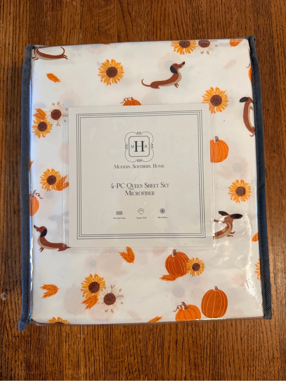 4-Pc Queen Microfiber Sheet Set - White with Orange Sunflower & Pumpkin Print